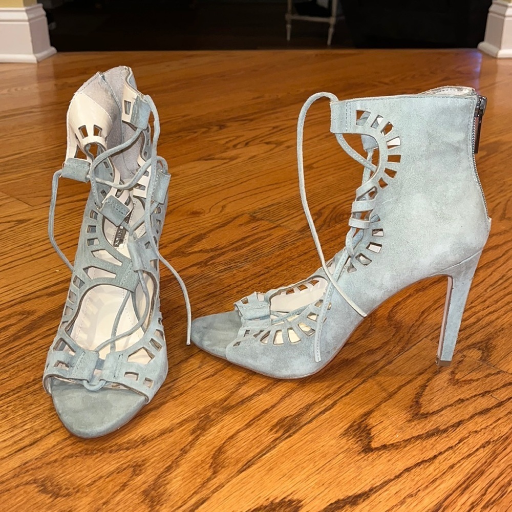 BCBGeneration Woman’s BG-Carnival Leather Heels Size 8M
